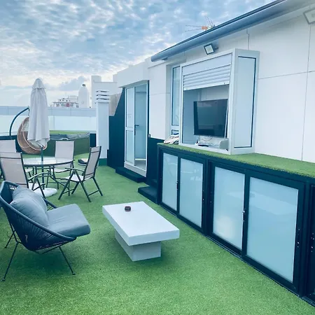 Penthouse Con Gran Terraza Y Jacuzzi Apartman *